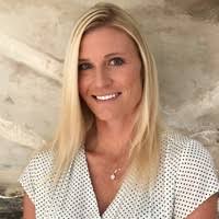 40+ "Dara D." profiles