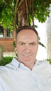 ROBERTO MACHADO: Arquitetos em Caxias do Sul