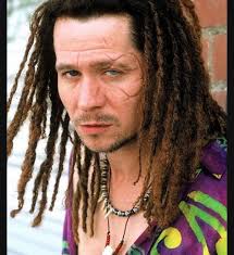 The wait is over. A new season of Killer MTV Box Cricket League begins  tonight. Tune in to MTV at 8 PM. Here, every ball counts!  🏏🤩@ektaravikapoor @anandmishra2013 @boxcricketleague @mtvinida