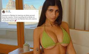 She began acting in pornography in october 2014, becoming the most viewed performer on pornhub in two months. Why Did Pakistan Ban Former Adult Star Mia Khalifa S Tiktok Account