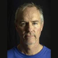 Stephen Linger's Instagram, Twitter & Facebook