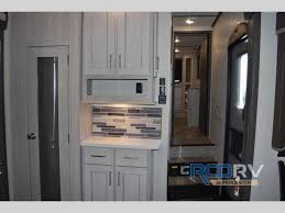 But in terms of which is better, the 5th wheel is way better than the gooseneck. Keystone Montana High Country Fifth Wheel Review 3 Floorplans Available Today Rcd Rv Blog