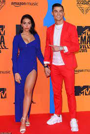 08 may 13:46 dua lipa. 2019 Emas Dua Lipa Turn Heads In A Racy Black Gown On The Red Carpet Cristiano Ronaldo Style Ronaldo Cristiano Ronaldo