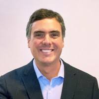 300+ perfiles de «The Hunter»