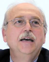 IUN professors differ in approach to health care