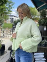 Xs s m l xl. Holzweiler Tine Knit Cardigan Light Green Pineapple As