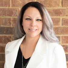 Tara Kenney's Instagram, Twitter & Facebook