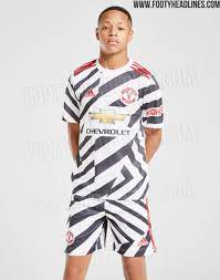 Featuring home, away, and third jersey options for everyone, you can find the perfect kit to wear while you cheer on the red devils at the next football match. Utdreport On Twitter Official Images Of Mufc S 2020 21 Third Kit Have Been Leaked Mulive Footy Headlines