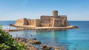 In the 1930s its population doubled. Die 30 Besten Hotels In Crotone Kostenlose Stornierung Preislisten Und Bewertungen Der Besten Hotels In Crotone Italien Fur 2021