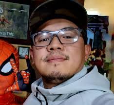 Darryl Kim's Instagram, Twitter & Facebook