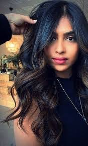 Kari Leonard's Instagram, Twitter & Facebook