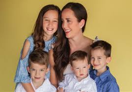 Welcome to confessions of parenting start creating more memories with your family with easy recipes, fun printables, and creative ideas to connect with one another. Toledo S Mommy Bloggers Share Parenting Journeys On Websites Social Media The Blade