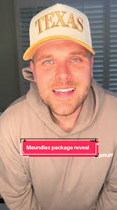 Kris Deaton (@krisdeaton)