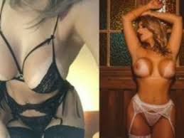 Video Dani Buenno dançando e mostrando a buceta