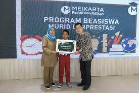 Maybe you would like to learn more about one of these? Meikarta Beri Beasiswa Pelajar Sejumlah Sd Negeri
