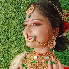 Kuku choli.laliz ni bajuma Our beloved students during thier exam…. #makeup  #beauty #makeupartist #kinjalbeautyparlour #morbi #mua #photography #like  #beautiful #instagood #makeuptutorial #follow #style #instagram #girl  #photooftheday #art #cute ...