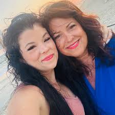 Using alcohol wipes with gel polish