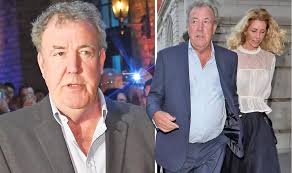 The popular broadcaster and author, who has courted. Jeremy Clarkson Jeremy Clarkson Reveals Girlfriend Lisa Hogan S Daughter Hit By Bottle While Partying