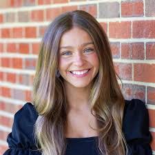 Haley Dillard's Instagram, Twitter & Facebook