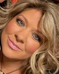 Dawn Gorman's Instagram, Twitter & Facebook