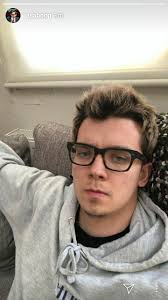 Bonus wikwik dari karyawan hotel japanese hot massage. Pin On Asa Butterfield Screenshoots From Instastory