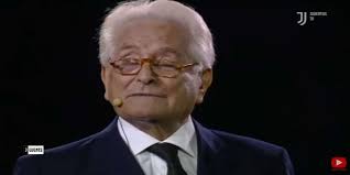 Giampiero boniperti (barengo, 4 luglio 1928) è un ex calciatore, dirigente sportivo. 01uuaijbknhuxm