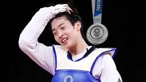 Ask anything you want to learn about 이다빈 by getting answers on askfm. Qyae8k7nlmx Vm