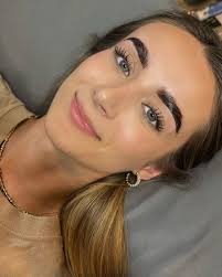 Claudia Bender (@skinbyclaude) • Instagram photos and videos