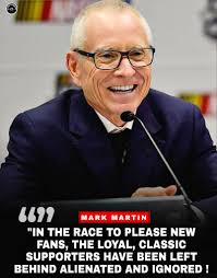 Mark Martin criticizes NASCAR playoff format