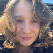 Can I root a broken aloe plant piece?