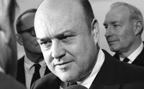 Mrs. Eisenhower shows deep concern for POWs