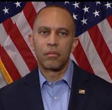 💥💯🇺🇲 Ineffective & Comical Lacks common sense #HakeemJeffries