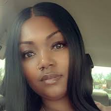 That I am! 👋🏾 hey girl!!!! N u read books! Definitely a baddie