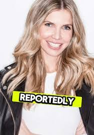 Stephanie Mcallister's Instagram, Twitter & Facebook