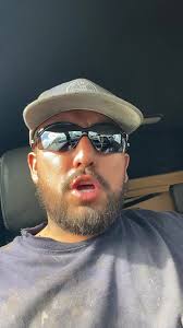 Nuestro Amor y el Humor: Una Comedia Romántica