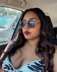 30 years of life. Today, I didn't want a party or noise. I just wanted  peace—peace to reflect, to breathe, and to feel everything this milestone  means to me. I celebrated all