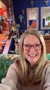 🌟 Only a FEW spots left for my 2025 Huskisson November workshop… could one  of them be yours? 🎨✨, Join me in our gorgeous seaside village for three  days of playful art-making, creative breakthroughs, ...