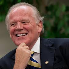 Google/YouTube's Global Head of Healthcare Dr. Garth Graham to serve as  Regis College Commencement Speaker