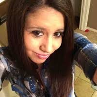 Deanna Bernal's Instagram, Twitter & Facebook