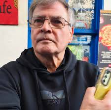 Timeless. Elegant. Exquisite. A remarkable host and an iconic Kempinski  brand ambassador, the Lady in Red is present at every Kempinski destination  around the world. When combined with a Caribbean flair, she