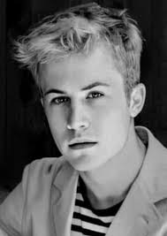 Fan Casting Dylan Minnette as Dank in Floating On A Don't Care Cloud