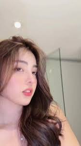 Sydney Getz's Instagram, Twitter & Facebook