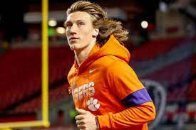 Lawrence looks like insurance sales rep and jones like 28 year old virgin . New Jaguars Qb Trevor Lawrence Has The Mane Of A Man Who Means Business