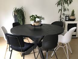 eettafel zwart eiken hout nero ruvido spinpoot staal tavolo enzo lr liggend black and white ronde eettafel eettafel keuken eetkamer