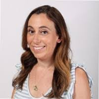 Danielle Vallely's Instagram, Twitter & Facebook