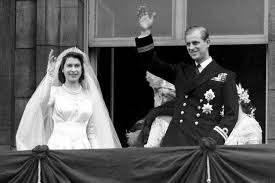 Her marriage is the longest of any british sovereign. Les Robes De Mariee Des Windsor Elizabeth Ii Diana Kate Middleton Meghan Markle