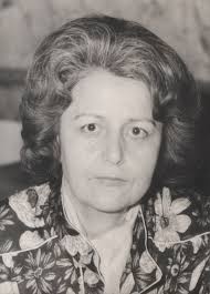 Ogretmenimiz Emine Ünlü, müdürümüz Işık Hanım. 67 mezunlarından kimler var.