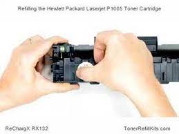 Снимите крепление барабана, обращая внимание на пружину. Hp Laserjet P1005 Toner Cartridge Refill Youtube