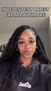 Tweet The Singer at Baltimore Artshow