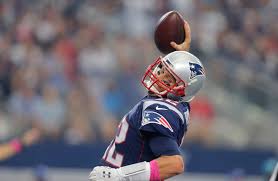 Tom Brady Shakes Off Pressure Leads Patriots To Victory